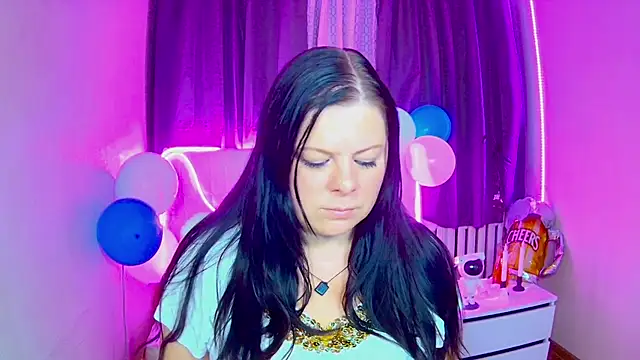 BritneyRaine online show from 09/24/25, 12:00