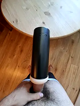 Snapshot of Chrisss1995 chatting on 09/18/25, 01:25 Chrisss1995 online show from 09/18/25, 01:25