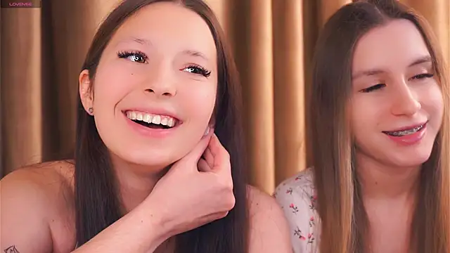 Snapshot of GabrielleLynchard chatting on 12/14/25, 08:03 GabrielleLynchard online show from 12/14/25, 08:03