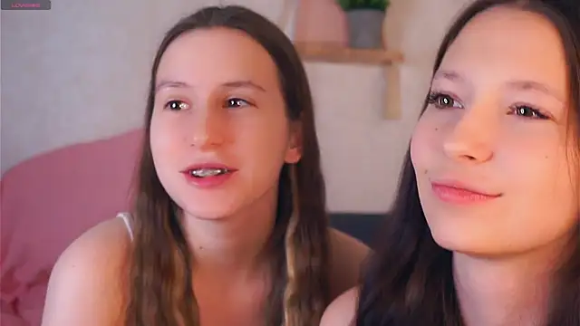 Snapshot of GabrielleLynchard chatting on 12/01/25, 07:48 GabrielleLynchard online show from 12/01/25, 07:48