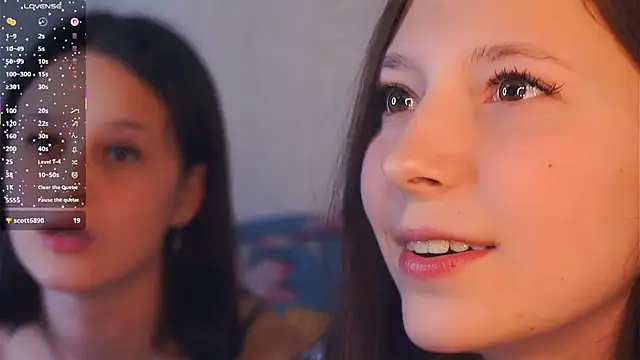 Snapshot of GabrielleLynchard chatting on 10/24/25, 07:46 GabrielleLynchard online show from 10/24/25, 07:46