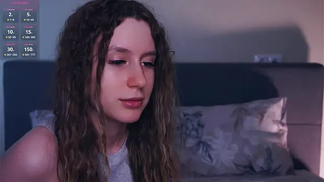 GabrielleLynchard online show from 04/07/26, 11:06