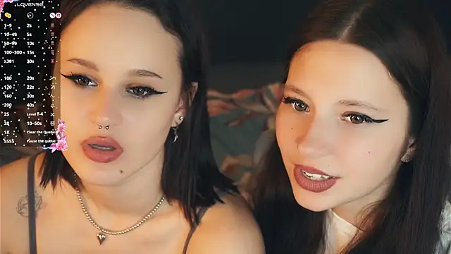 Snapshot of GabrielleLynchard chatting on 10/21/25, 08:08 GabrielleLynchard online show from 10/21/25, 08:08