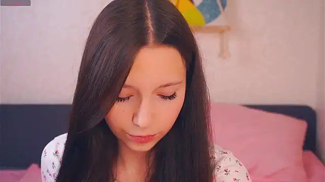 Snapshot of GabrielleLynchard chatting on 10/31/25, 07:10 GabrielleLynchard online show from 10/31/25, 07:10