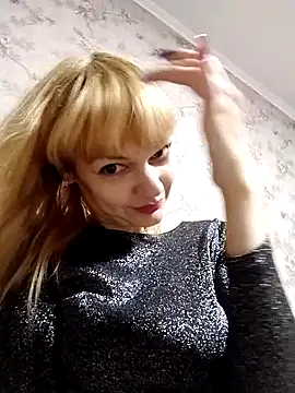 Snapshot of AliceSwan1122 chatting on 09/29/25, 05:51 AliceSwan1122 online show from 09/29/25, 05:51