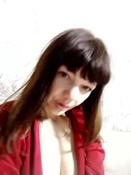 AliceSwan1122 online show from 05/17/26, 09:26