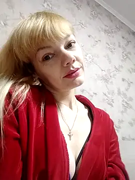Snapshot of AliceSwan1122 chatting on 09/24/25, 10:05 AliceSwan1122 online show from 09/24/25, 10:05