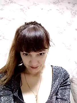 AliceSwan1122 online show from 12/03/25, 10:20