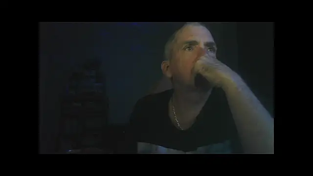 Snapshot of Sex_and_loves chatting on 10/27/25, 08:48 Sex and loves online show from 10/27/25, 08:48