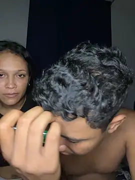 Snapshot of Andres_std chatting on 10/15/25, 11:57 Andres std online show from 10/15/25, 11:57