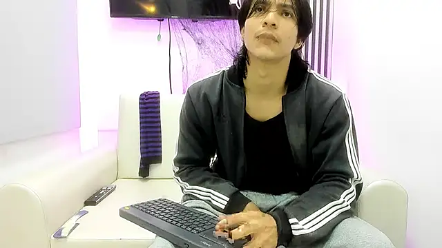 toji luxxer online show from 10/28/25, 09:03