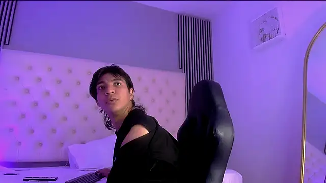 toji luxxer online show from 11/13/25, 08:35