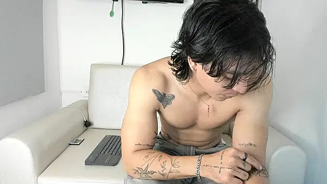 toji luxxer online show from 10/21/25, 02:33