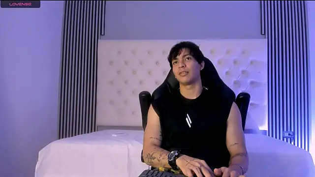 toji luxxer online show from 12/03/25, 04:13