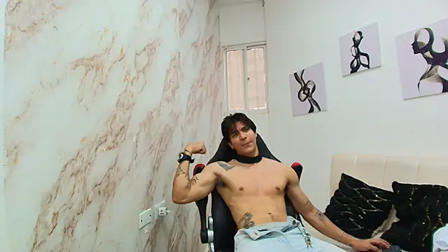 toji luxxer online show from 12/16/25, 06:12