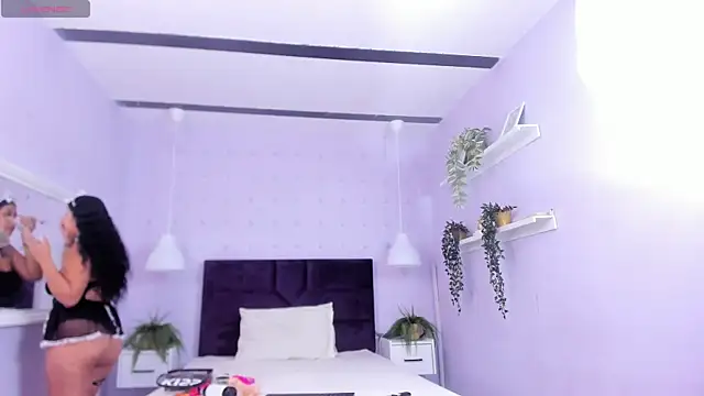 Maddybenson online show from 09/20/25, 03:33