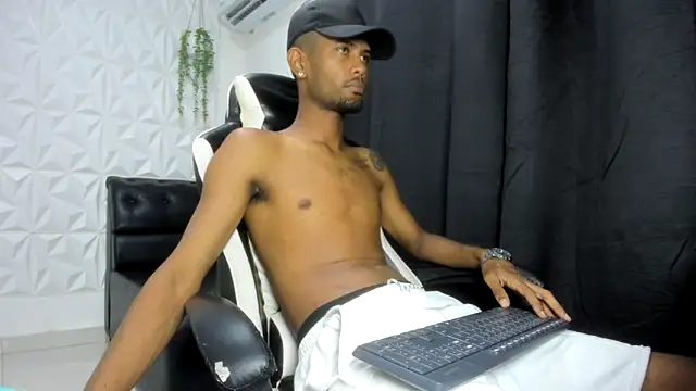 saack  xx online show from 05/27/26, 12:42