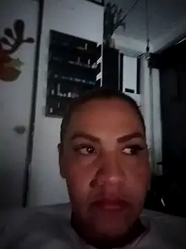 LaraStons online show from 09/30/25, 01:28