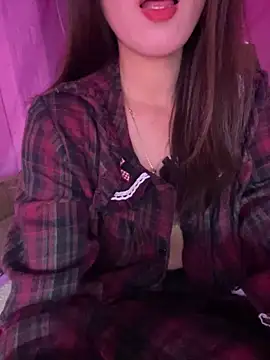 Moon pusy online show from 12/17/25, 12:48