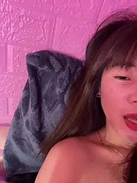 Moon pusy online show from 12/18/25, 01:15