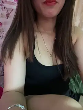 Moon pusy online show from 04/24/26, 01:24