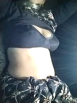 Snapshot of Hotwera97444 chatting on 04/14/26, 03:28 Hotwera97444 online show from 04/14/26, 03:28