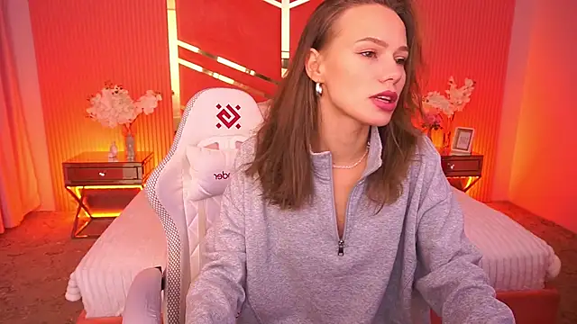 ShyySiren online show from 11/15/25, 08:18