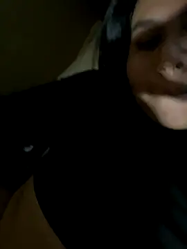 Snapshot of babyjuly19 chatting on 10/18/25, 04:58 babyjuly19 online show from 10/18/25, 04:58