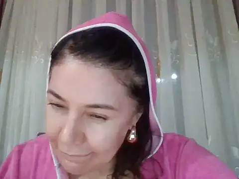 Lomivah online show from 02/06/26, 04:14