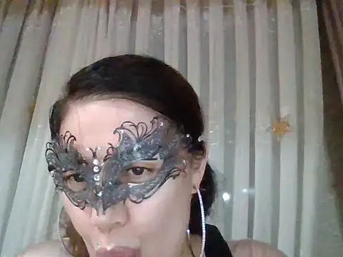 Lomivah online show from 11/08/25, 05:16