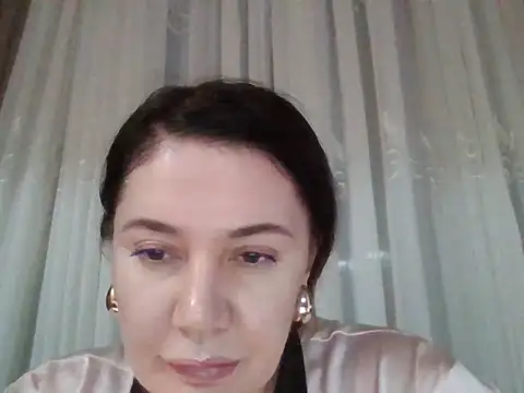 Lomivah online show from 12/21/25, 06:20