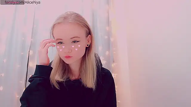 AliceNya cute online show from 01/15/26, 06:06