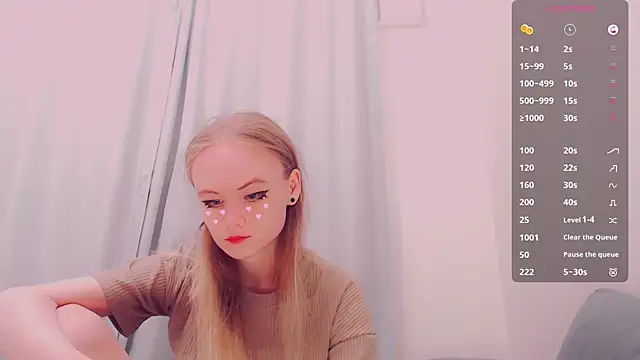 Snapshot of AliceNya_cute chatting on 07/04/26, 04:19 AliceNya cute online show from 07/04/26, 04:19