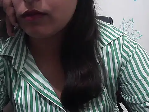 Snapshot of Mahi_Chaudhary chatting on 10/06/25, 11:33 Mahi Chaudhary online show from 10/06/25, 11:33