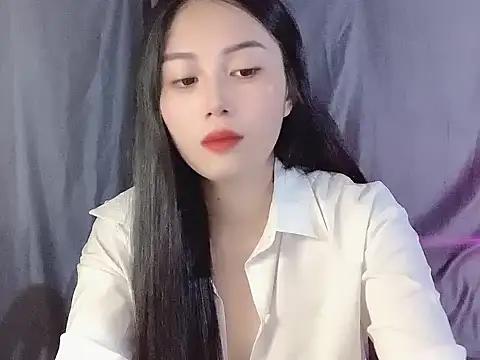 Lyly4757 online show from 10/19/25, 01:08