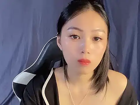 Lyly4757 online show from 09/21/25, 07:19