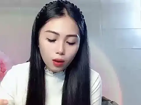 Lyly4757 online show from 11/19/25, 02:28