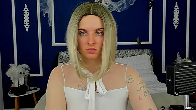 SabrinaRayX online show from 10/30/25, 01:09