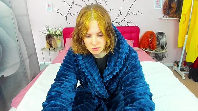 SabrinaRayX online show from 02/09/26, 10:02