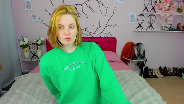 SabrinaRayX online show from 02/24/26, 01:01