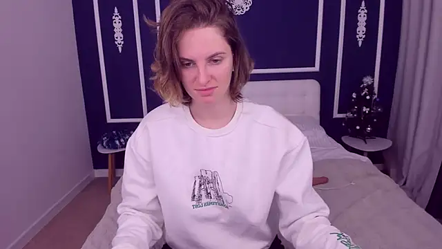 SabrinaRayX online show from 12/02/25, 10:17