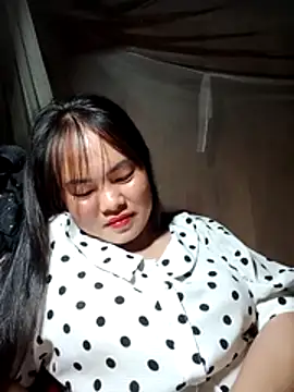 emilyzz online show from 03/26/26, 01:53