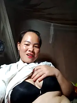 emilyzz online show from 03/29/26, 08:27