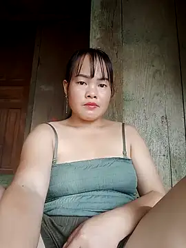 emilyzz online show from 10/29/25, 01:59