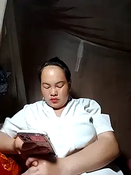 emilyzz online show from 04/05/26, 11:00