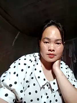 emilyzz online show from 04/07/26, 11:56