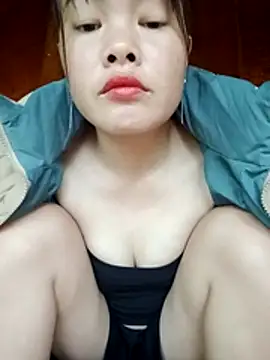 emilyzz online show from 11/01/25, 01:45