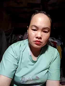 emilyzz online show from 04/19/26, 02:45