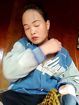 emilyzz online show from 10/23/25, 01:37