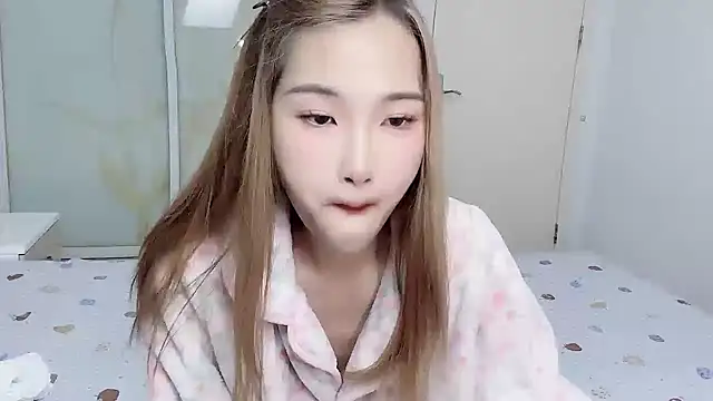 W-Sunflower online show from 10/16/25, 06:10